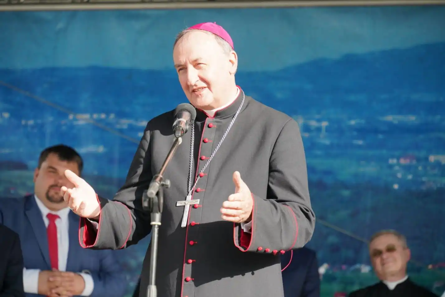 Uroczysta Msza święta regionalna w oprawie góralsko-lachowskiej w Jazowsku