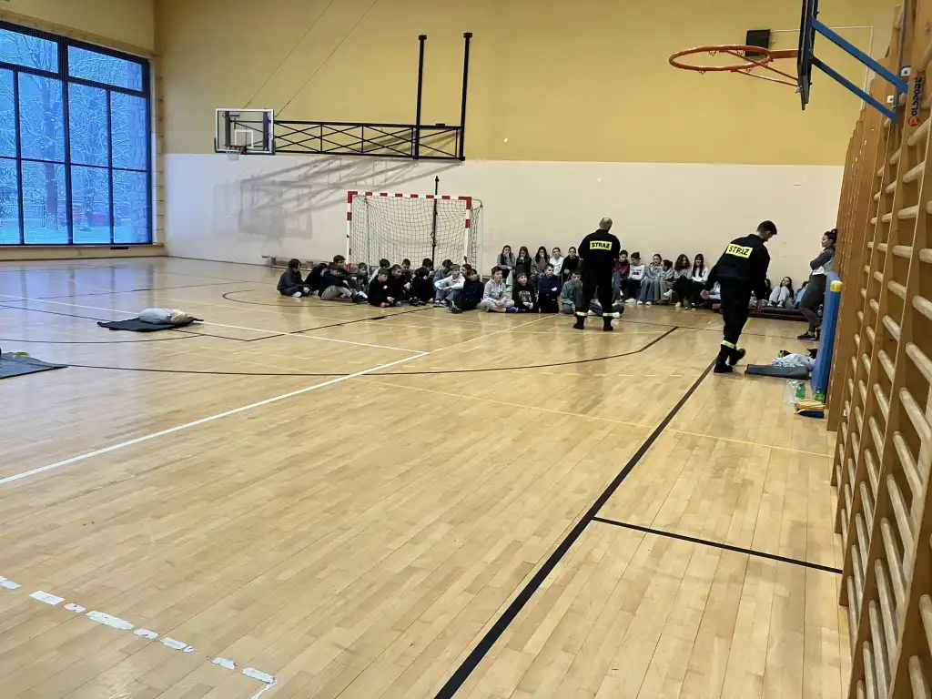 Młodzież z Krynicy-Zdroju uczy się ratować życie