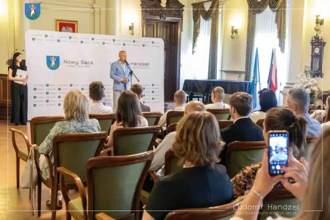 Prezydent nagrodził uczniów z nowosądeckich szkół