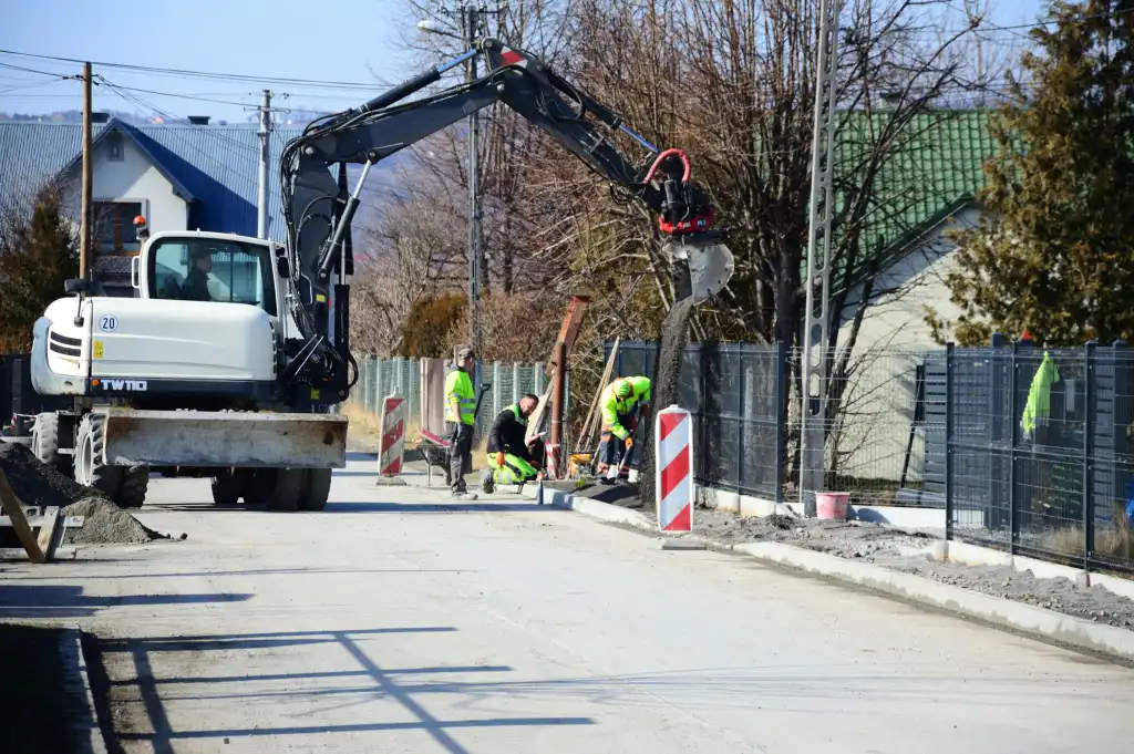 Świniarsko zyska nowy chodnik. Wyłoniono wykonawcę