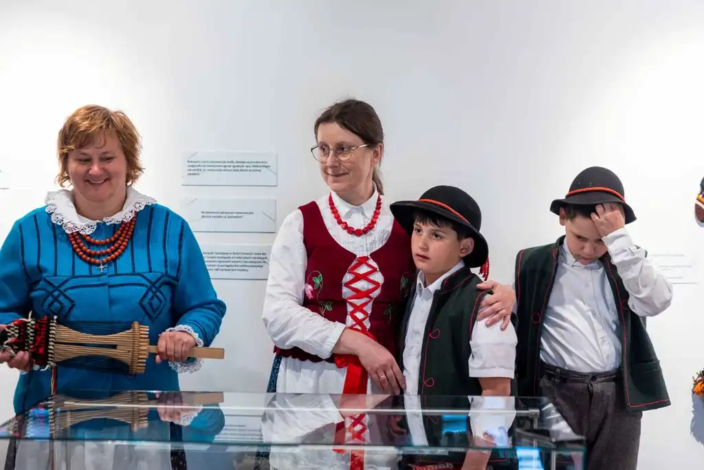 Rękawice furmańskie w sądeckim skansenie