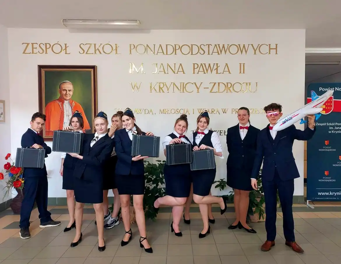 ZSP w Krynicy-Zdroju: barmani robili drinki w szkole