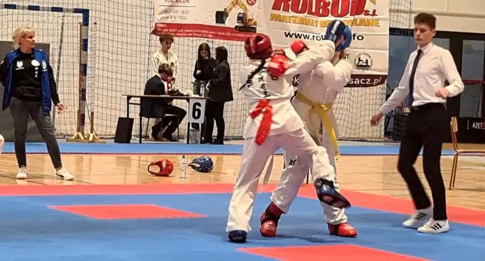 Mistrzostwa taekwon-do w hali sportowej w Marcinkowicach