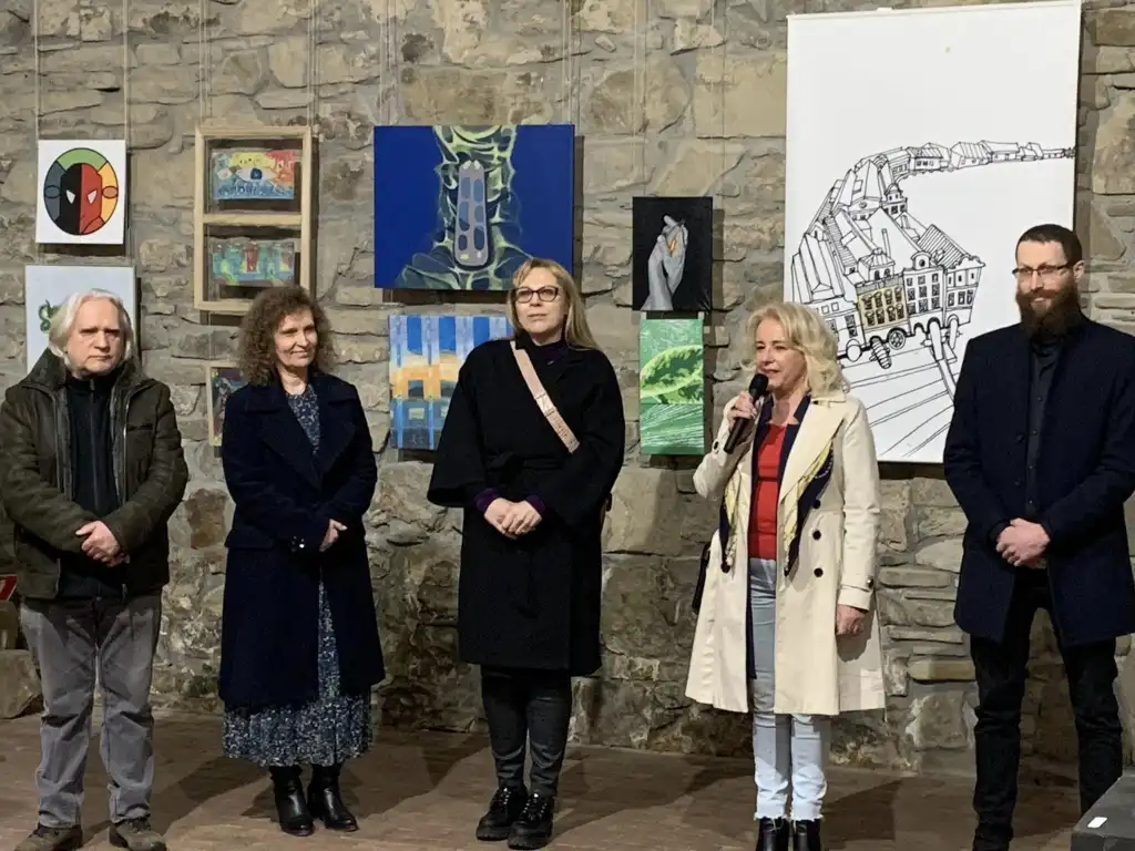 Wystawa Chruślicka 6 ART w Muzeum Dwory Karwacjanów i Gładyszów w Szymbarku