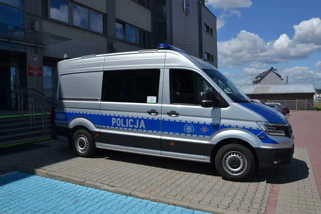 Tabor sądeckiej Policji zasilił nowy radiowóz