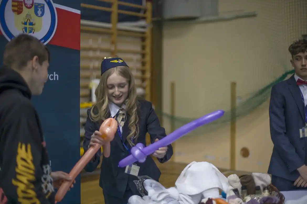 Uczniowie z ZSP w Krynicy-Zdroju na targach edukacyjnych