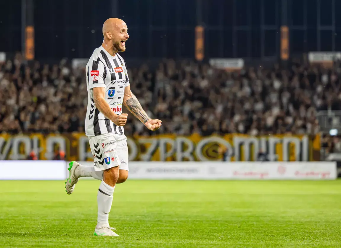 Bohater z meczu otwarcia zostaje. Sandecja przedłuża kontrakt