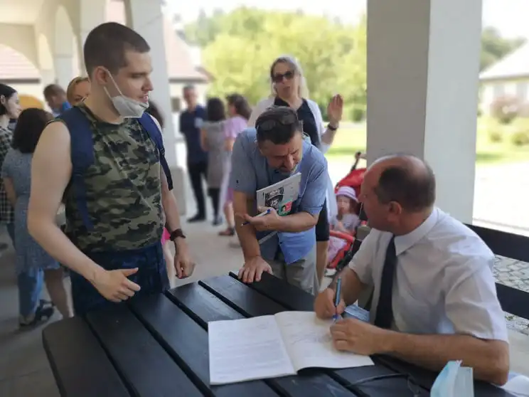 Międzynarodowa wystawa prac inspirowanych twórczością Nikifora i Violi Berki w Miasteczku Galicyjskim