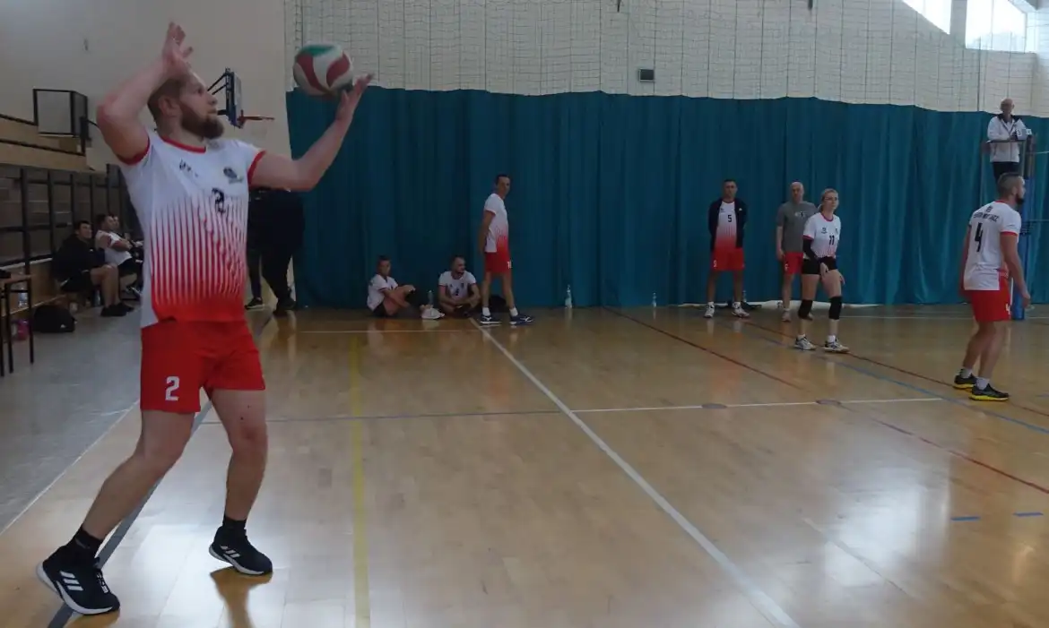 Siatkarskie złoto dla Policji z Nowego Sącza