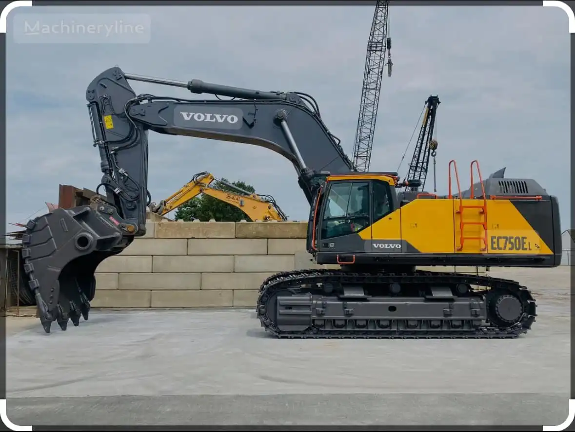 Nowa koparka VOLVO w Kleczanach. Krok w stronę nowoczesnej infrastruktury gminy Chełmiec