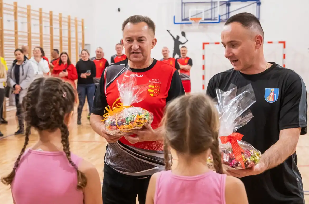 Samorządowcy walczyli w Binczarowej o puchar Starosty Nowosądeckiego