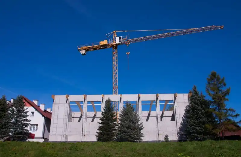 Trwa budowa sali gimnastycznej przy szkole w Miłkowej