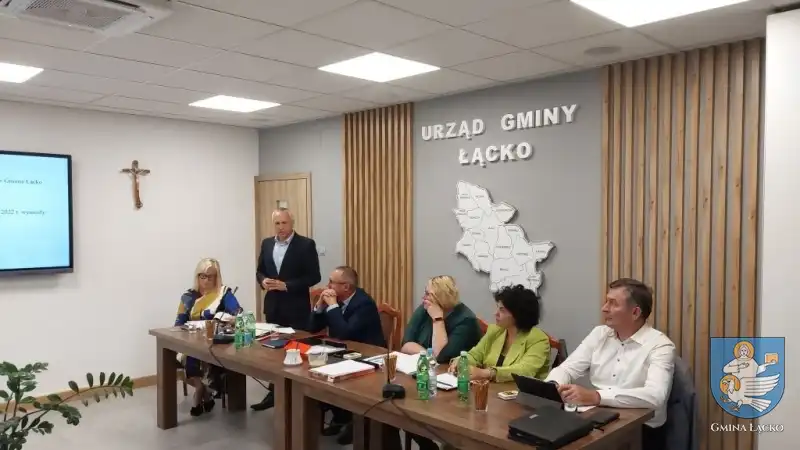 Wójt Gminy Łącko otrzymał jednomyślne wotum zaufania i absolutorium