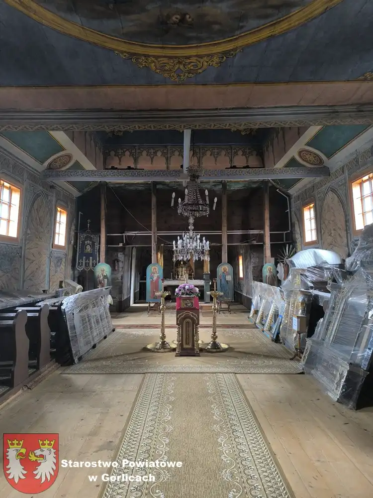 Konserwacja zabytków w Wysowej. Odnowiony ołtarz główny w cerkwi św. Archanioła Michała