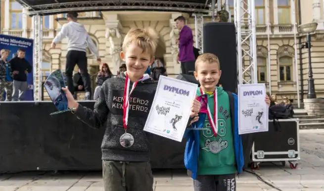 Wytańczyli sobie nagrody w bitwie breakdance