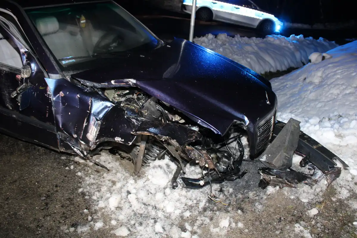 Śmiertelny wypadek w powiecie gorlickim. Nie żyje 25-latek