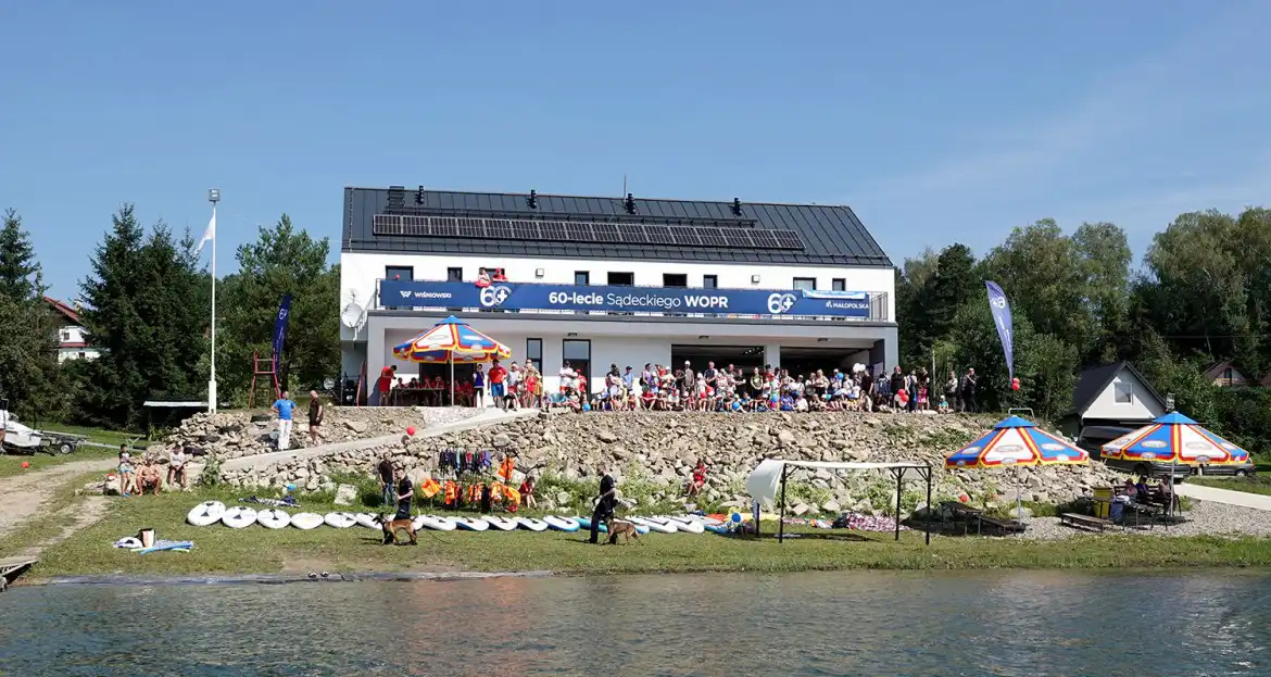 "Kręci mnie bezpieczeństwo nad wodą" - Akcja WOPR i Policji nad Jeziorem Rożnowskim