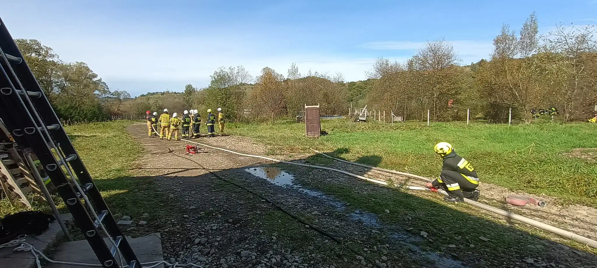 Z komory ogniowej na tor przeszkód. Kursanci OSP w akcji!