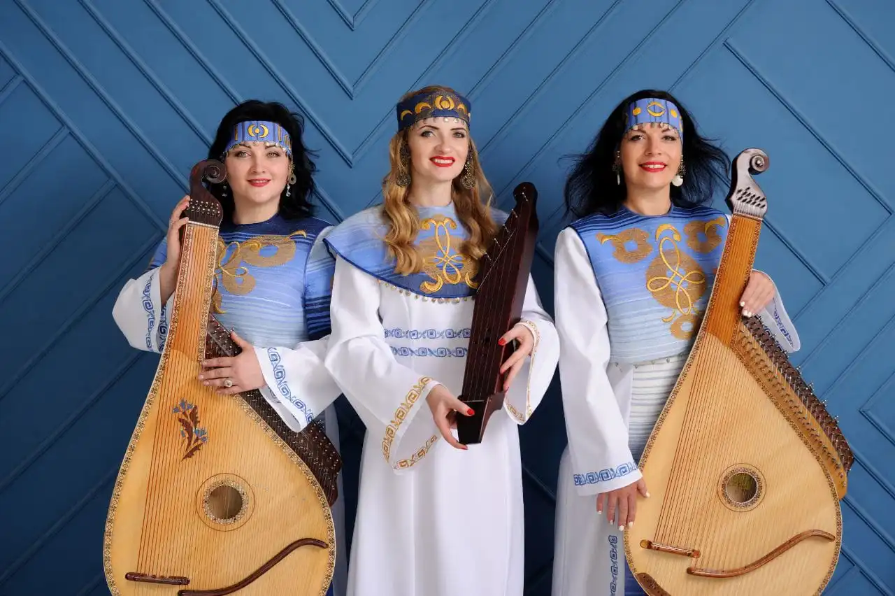 Koncert tria bandurzystek "Oriana" w Muzeum Okręgowym