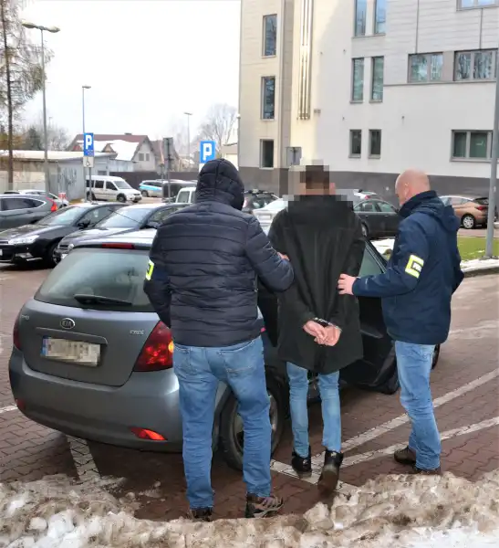 38-latek wpadł na gorącym uczynku. Przechytrzyła go nowosądecka seniorka