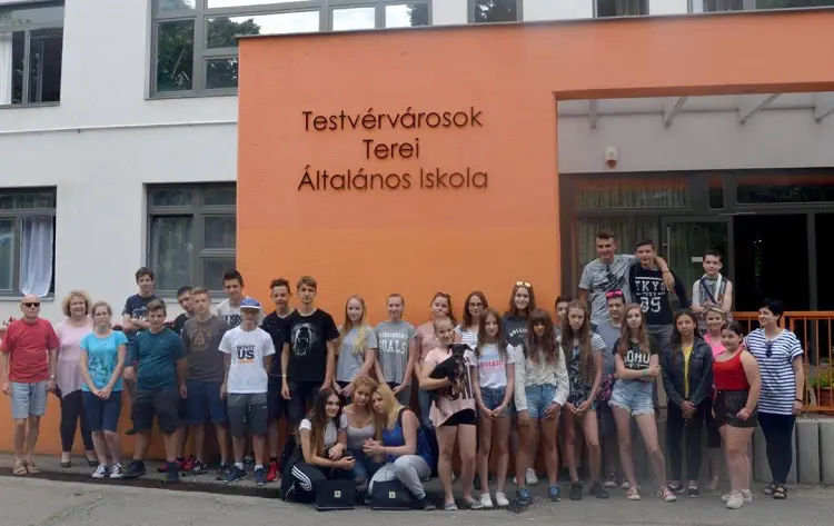 Młodzież z ZS w Marcinkowicach uczestniczy w projekcie w ramach europejskiej współpracy szkół eTwinning