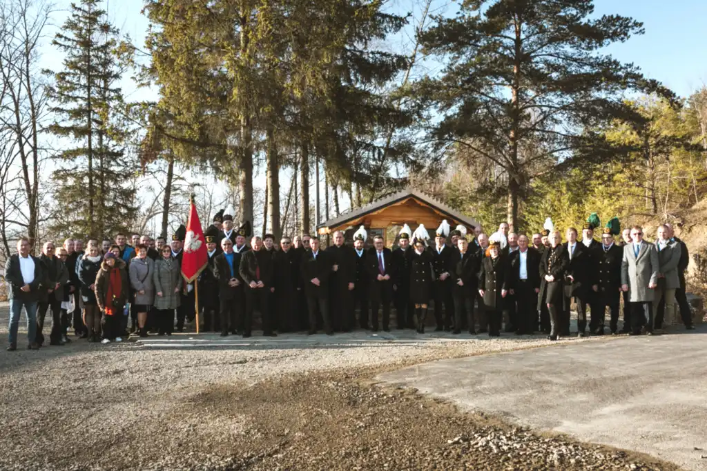 Barbórka w Chełmcu. KSS Klęczany doczekała się kapliczki świętej Barbary