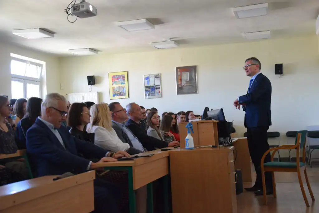 Burmistrz Jacek Lelek spotkał się ze studentami PWSZ