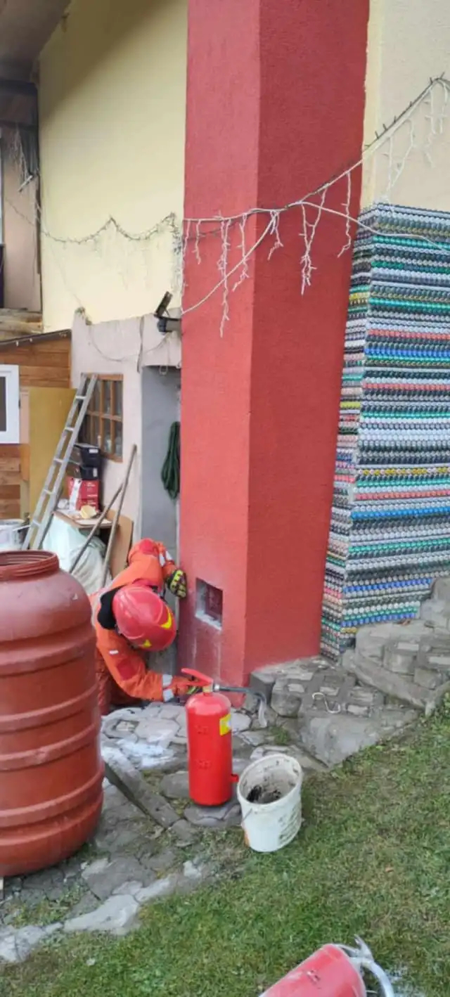 Pożar sadzy w górzystych Maszkowicach. Akcja z udziałem quada i strażaków z trzech jednostek