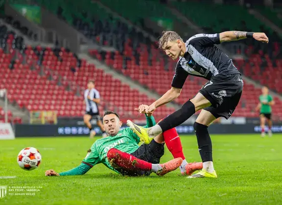 Sandecja bez bramki w Tychach. Biało-czarni wracają z jednym punktem