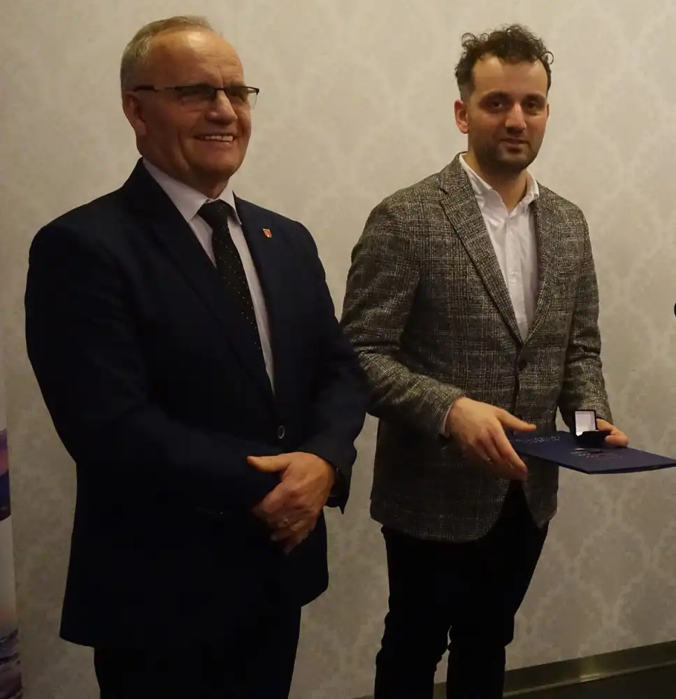 Jubileusz NIT. Złote i Srebrne Jabłka dla liderów Sądecczyzny