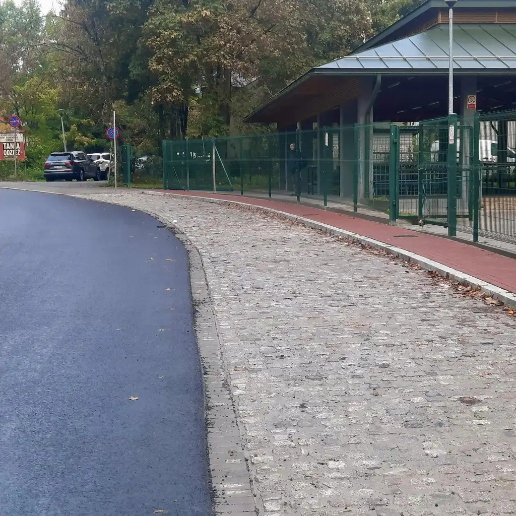 Od dorożek do targowiska – ul. Dąbrowskiego po gruntownej modernizacji