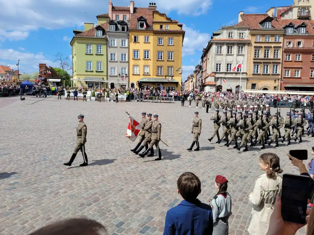 Obchody Święta Narodowego Trzeciego Maja w Warszawie i w Starym Sączu