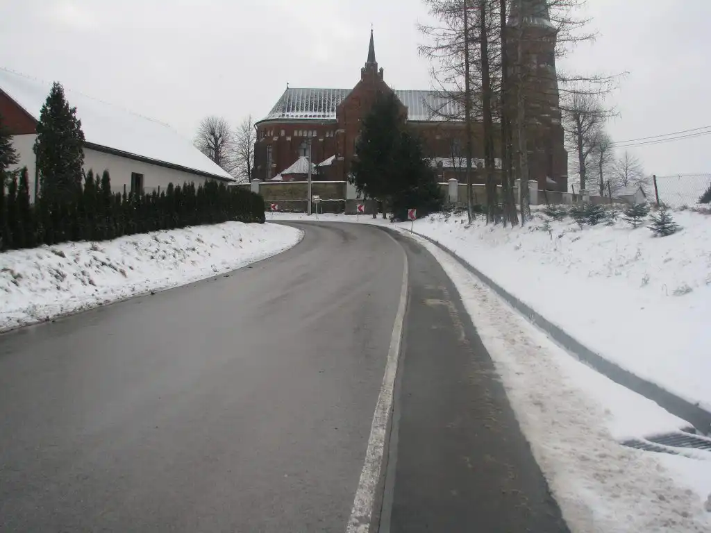 Kolejne inwestycje na drogach powiatu limanowskiego zakończone