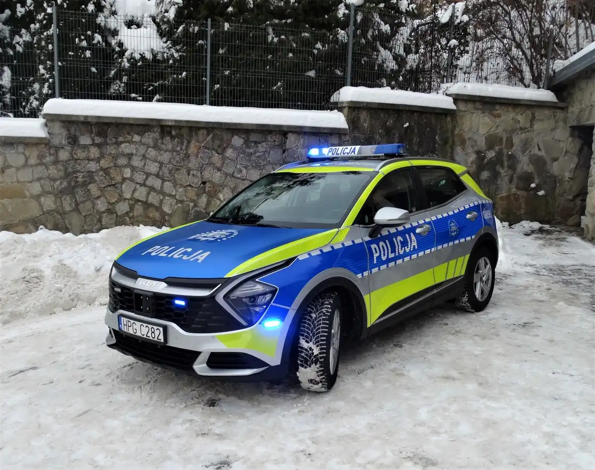 Funkcjonariusze Komisariatu Policji w Krynicy-Zdroju mają nowy radiowóz