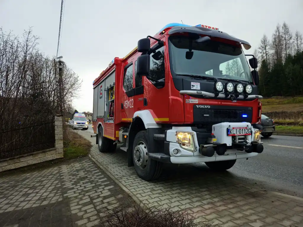 Zderzenie na Kolbego, poszukiwania w Łostówce. Świąteczna gotowość straży