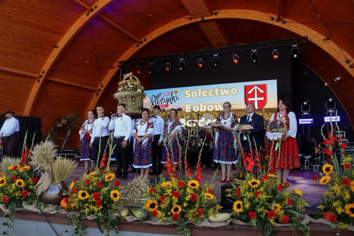 Dożynki Gminne w Bobowej. Tradycja połączyła się z muzyczną zabawą