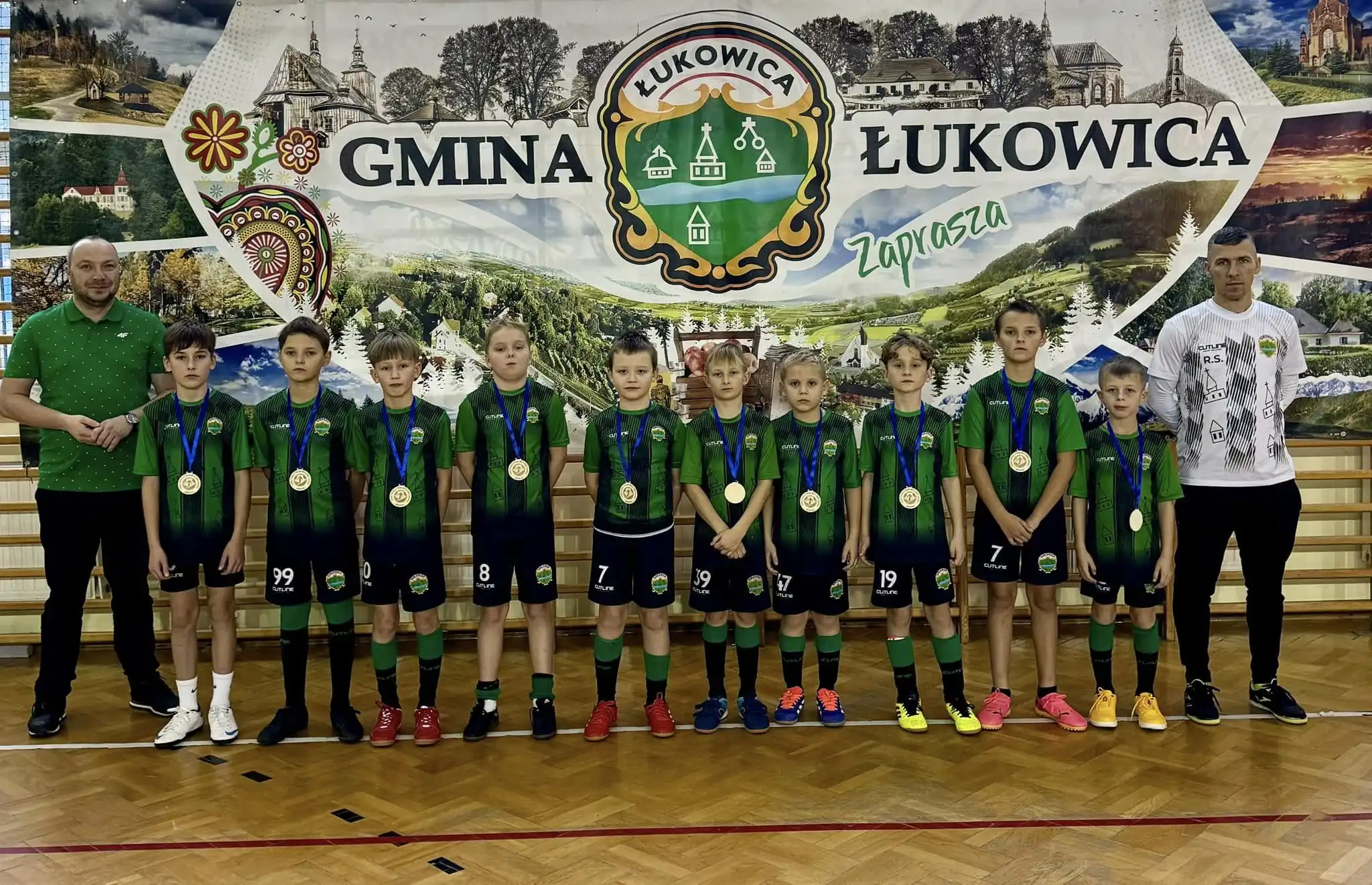 Zimowy Turniej Futsalu „O Puchar Wójta Gminy Łukowica”. Podium rocznika 2014