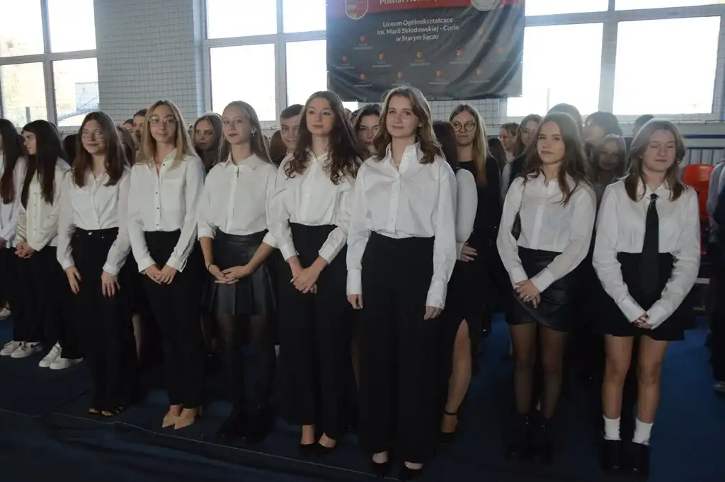 LO w Starym Sączu obchodziło 74. rocznicę istnienia