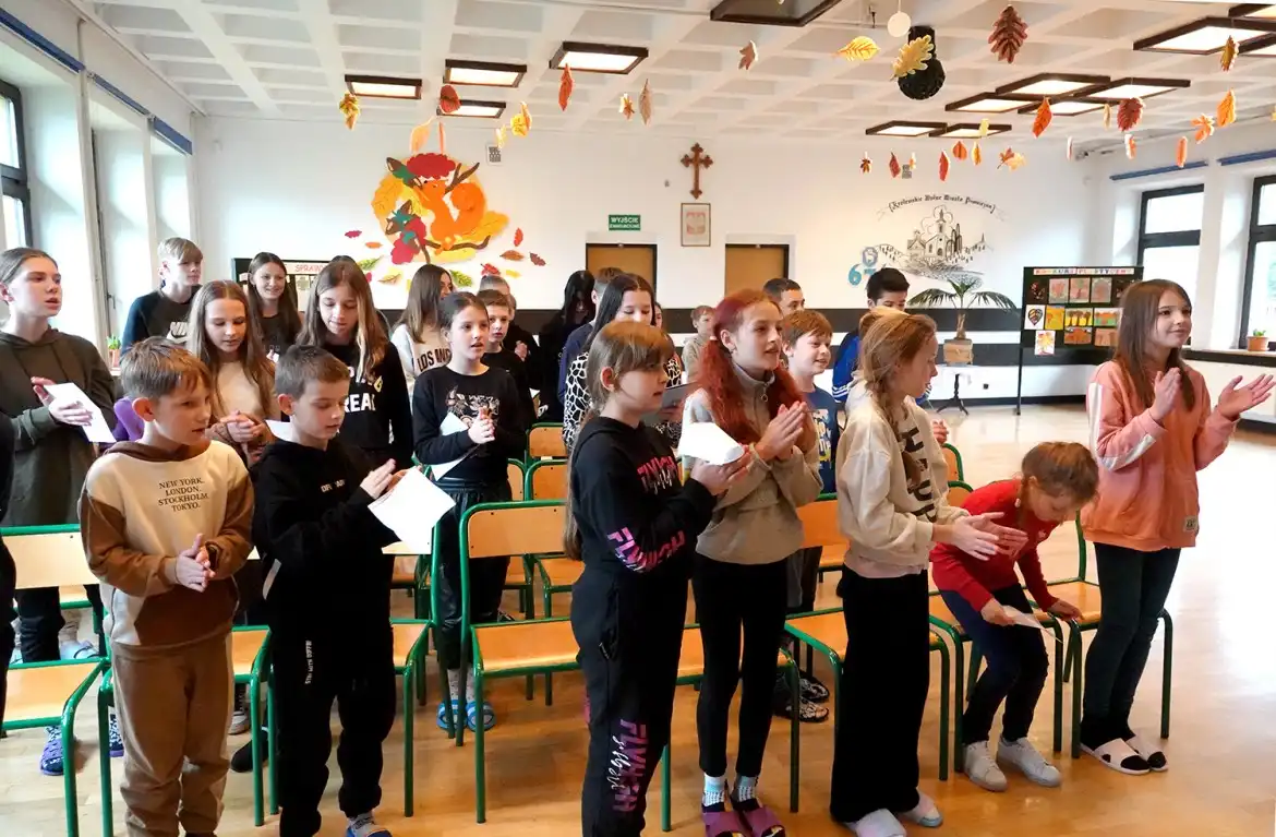 Starosta nowosądecki odwiedził dzieci z Ukrainy przebywające w Domu Wczasów Dziecięcych w Piwnicznej-Zdroju