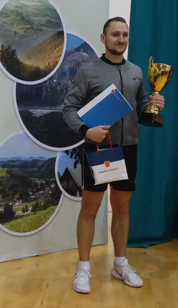 Siatkarskie złoto dla Policji z Nowego Sącza