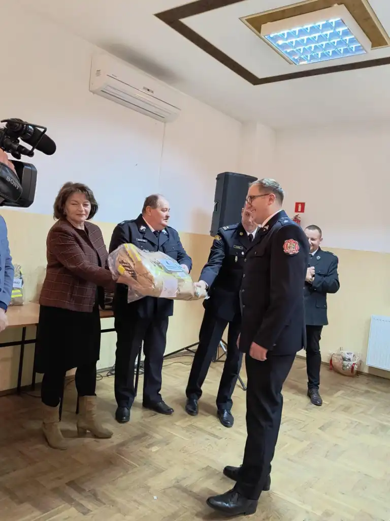 Nowy garaż i sprzęt ochronny dla OSP w Pagorzynie