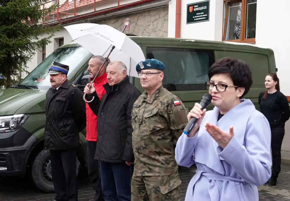 ZS w Marcinkowicach: będzie internat, strzelnica i świetne warunki do nauki. Mundury czekają na ósmoklasistów