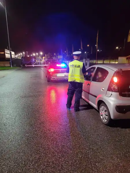 Kolejne weekendowe działania sądeckiej drogówki. Policjanci ujawnili ponad 20 wykroczeń drogowych