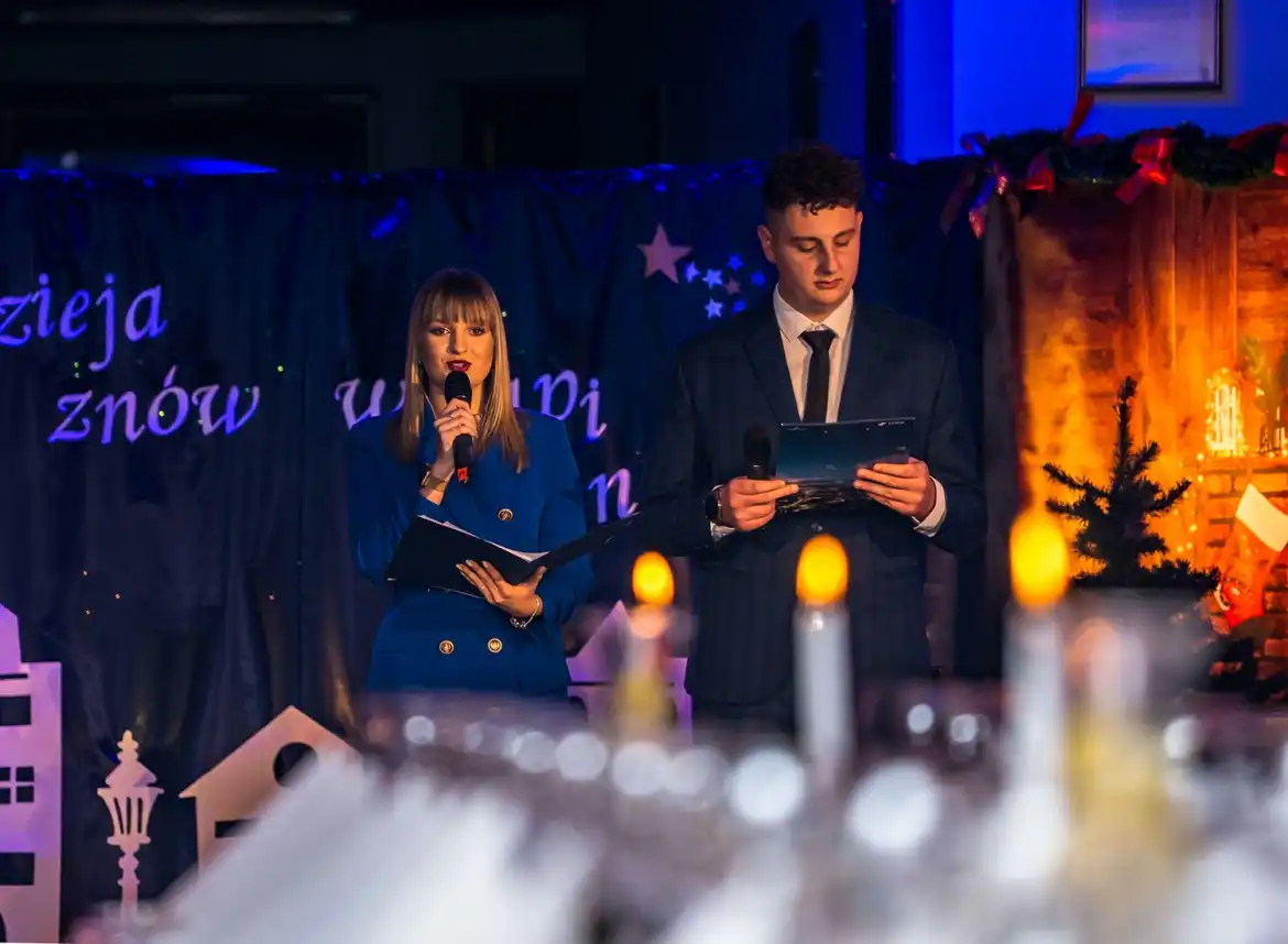 Spotkanie przy wigilijnym stole w ZSP w Krynicy-Zdroju