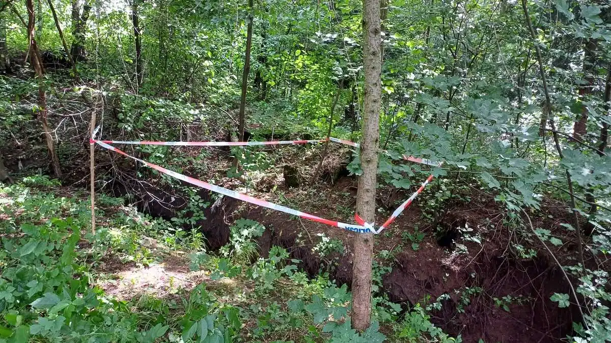 Grybów: w potoku znaleziono niebezpieczny niewybuch z okresu II wojny światowej