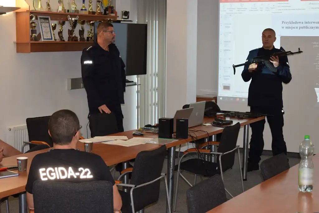 Ćwiczenia pod kryptonimem „EGIDA-22” w sądeckiej komendzie