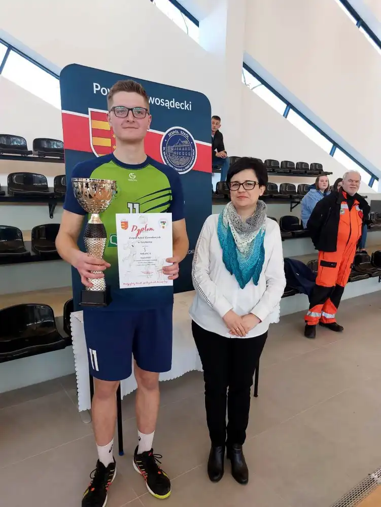Uczniowie z ZSZ w Grybowie najlepsi w siatkówce