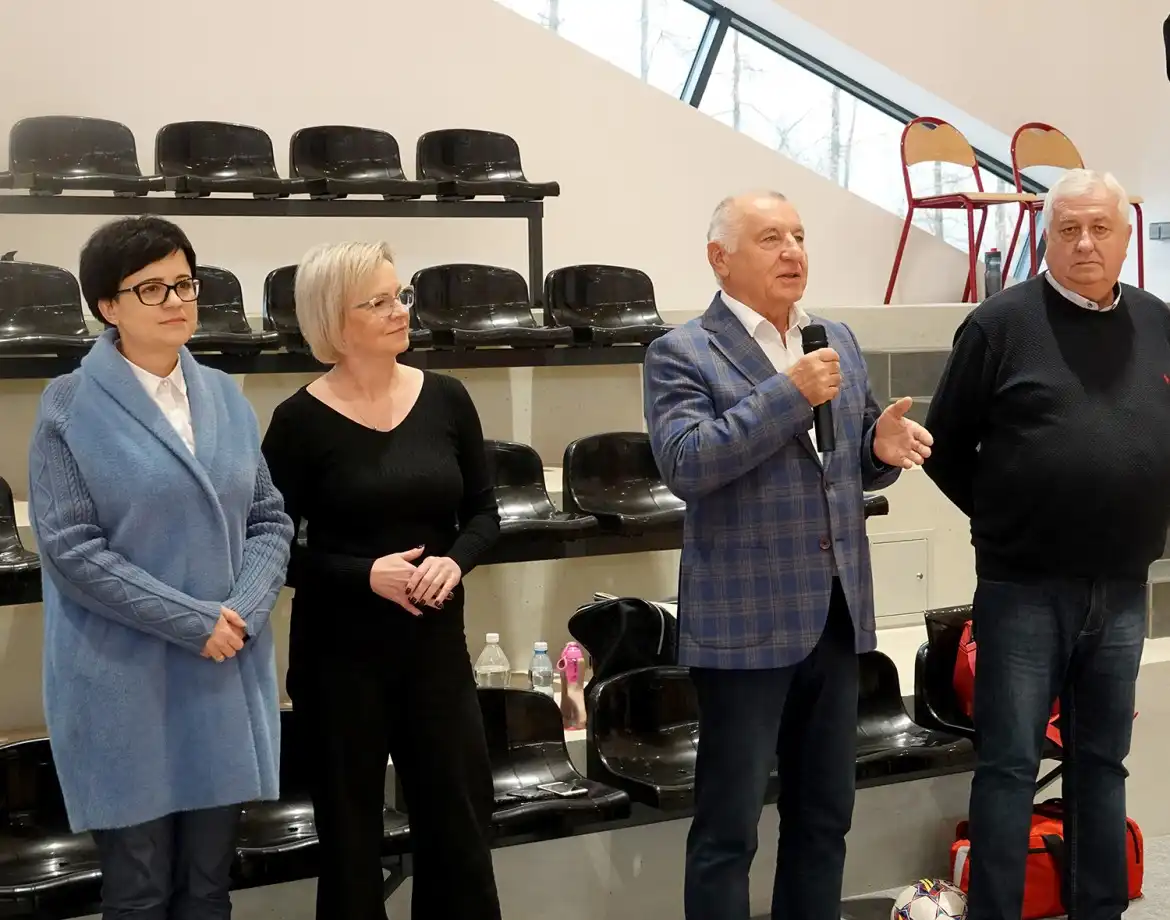 W nowej hali w Marcinkowicach rozegrano pierwsze mecze