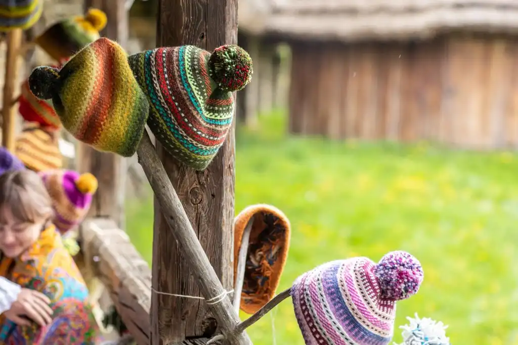 Rękawice furmańskie w sądeckim skansenie