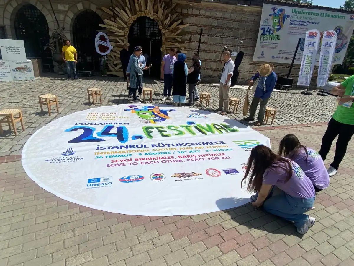 Rękawice furmańskie dotarły do Turcji